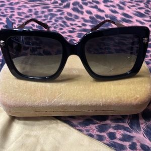 Authentic Gucci sunglasses , sale is final